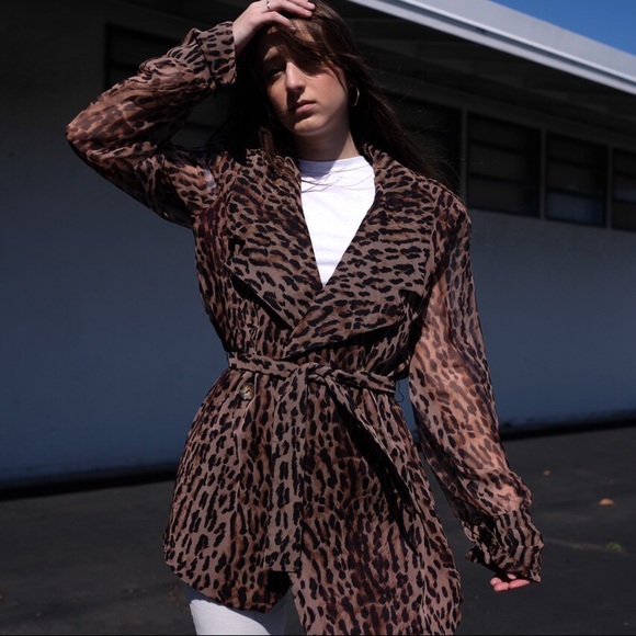 VINTAGE CHEETAH TRENCH COAT - Picture 2 of 3